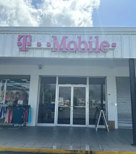 T-Mobile Plaza Guaynabo Experience