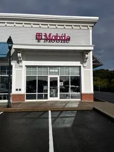 T-Mobile Guilford Commons