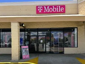 T-Mobile Hwy 27 & Glen Este Blvd