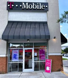 T-Mobile Chamblee Tucker Rd & Northcrest Rd