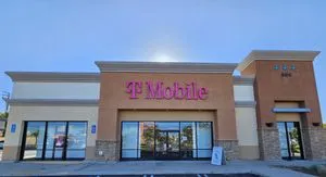 T-Mobile Sepulveda Blvd & S Vermont Ave