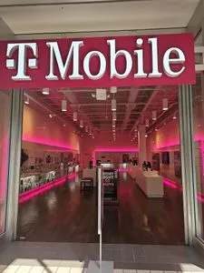 T-Mobile Colonial Park Mall