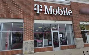 T-Mobile Highland Rd & Hartland Rd