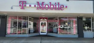 T-Mobile Vermillion St & 12th St