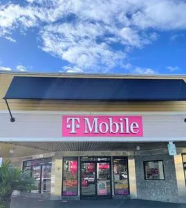 T-Mobile Pearl Kai Shopping Center