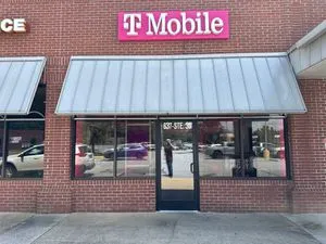 T-Mobile Spartanburg Hwy & Chadwick Ave