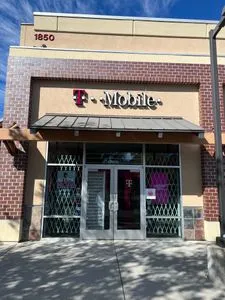 T-Mobile Grass Valley Hwy & Luther Rd