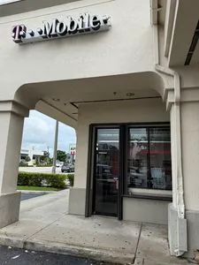 T-Mobile Hialeah Dr And 4th St