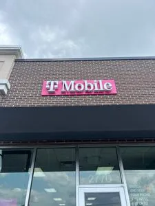 T-Mobile Alexandria Way & Myrtle Ave