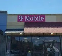 T-Mobile Hillsboro Sun W Shopping Ctr