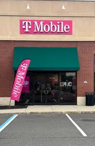 T-Mobile Hillsborough Promenade
