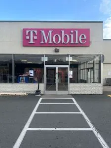 T-Mobile Route 6 Mall