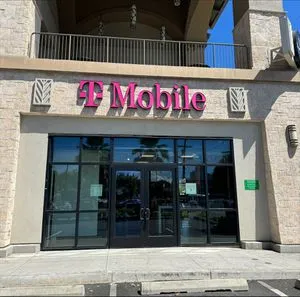 T-Mobile Beretania & Piikoi