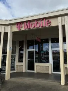 T-Mobile Salt Lake Shopping Center
