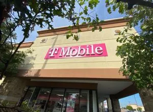 T-Mobile I-45 & Crosstimbers