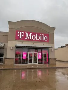 T-Mobile Gessner & Beechnut