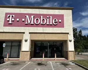 T-Mobile 59 & Winfield
