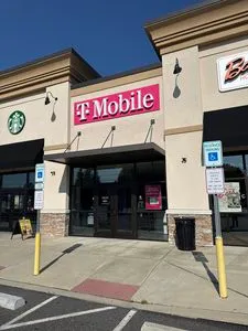 T-Mobile S Trooper Rd & Forge Ave