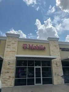 T-Mobile Tomball Pkwy & State Hwy 249