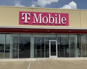 T-Mobile Fm 1960 & Treaschwig Rd