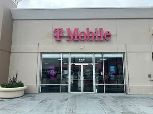 T-Mobile I-10 & Dairy Ashford