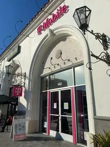 T-Mobile Bella Terra Center