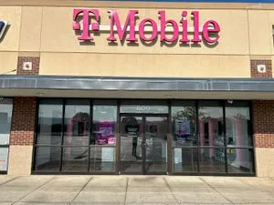 T-Mobile Sparkman Dr & N Meml Pkwy
