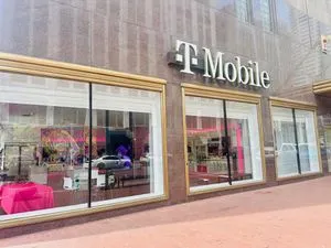 T-Mobile Washington St & Meridian St