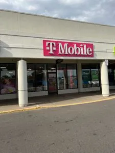 T-Mobile Aurora Plaza