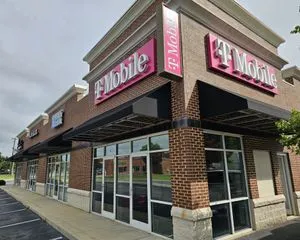 T-Mobile Unionville Indian Trl & US 74