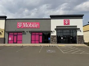 T-Mobile Island Ave & Walton Rd