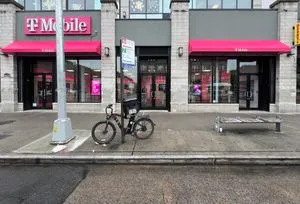 T-Mobile Northern & 87th