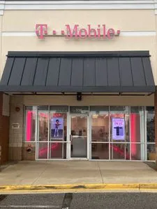 T-Mobile Marsh Landing Pkwy & Sr A1a