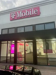 T-Mobile Atlantic Blvd & The Woods Dr