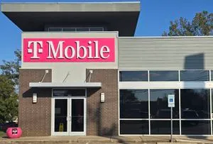 T-Mobile Jacksonville St & Howard St
