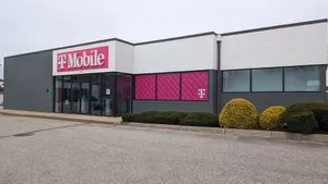 T-Mobile Johnston Plaza