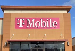 T-Mobile N Fry Rd & Westfield Pkwy Dr