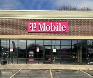 T-Mobile Crooks & Ann