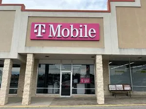 T-Mobile W North St & N Lima Rd