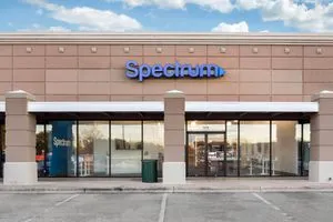 Spectrum - 1000 E 41st St
