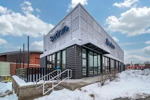 Spectrum - 10730 W National Ave