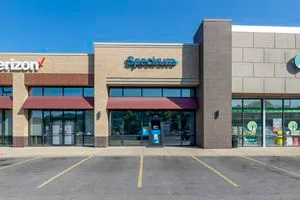 Spectrum - 1110 Collinsville Crossing Blvd