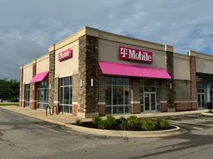 T-Mobile Shops at Centerpoint