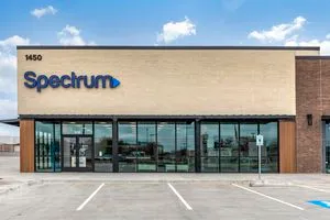 Spectrum - 1450 E Belt Line Rd
