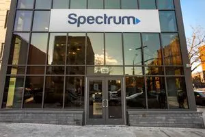 Spectrum - 1730 Lexington Ave