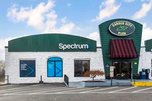 Spectrum - 226 Hobson St