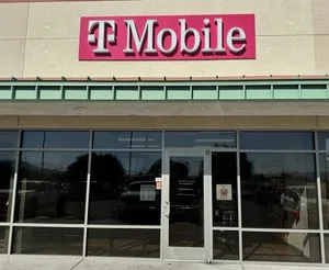 T-Mobile N Stockton Hill Rd & Plaza Dr