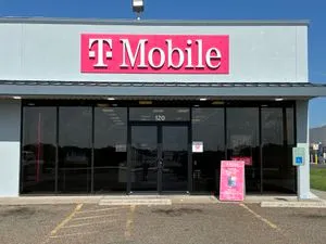 T-Mobile Brahma & General Cavazos