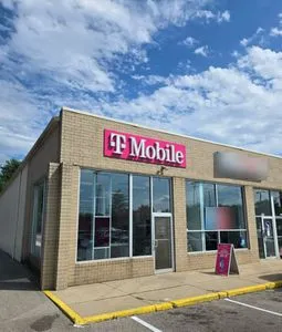 T-Mobile Canton & Triplett