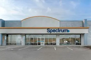 Spectrum - 403 East Kemper Rd